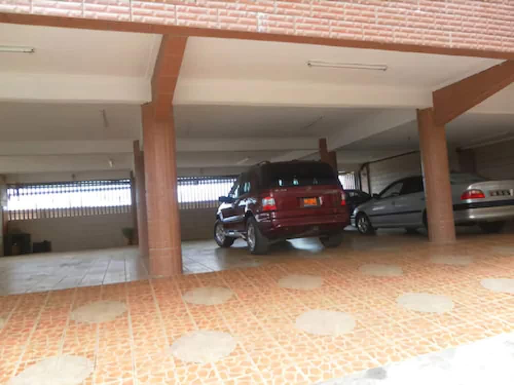 Tou'Ngou Hotel 44/50
