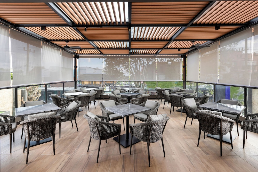 Aston Malang Hotel and Conference Center 27/35