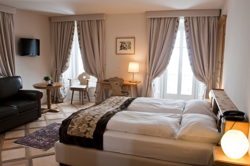 Hotel Bernina 1865 37/97