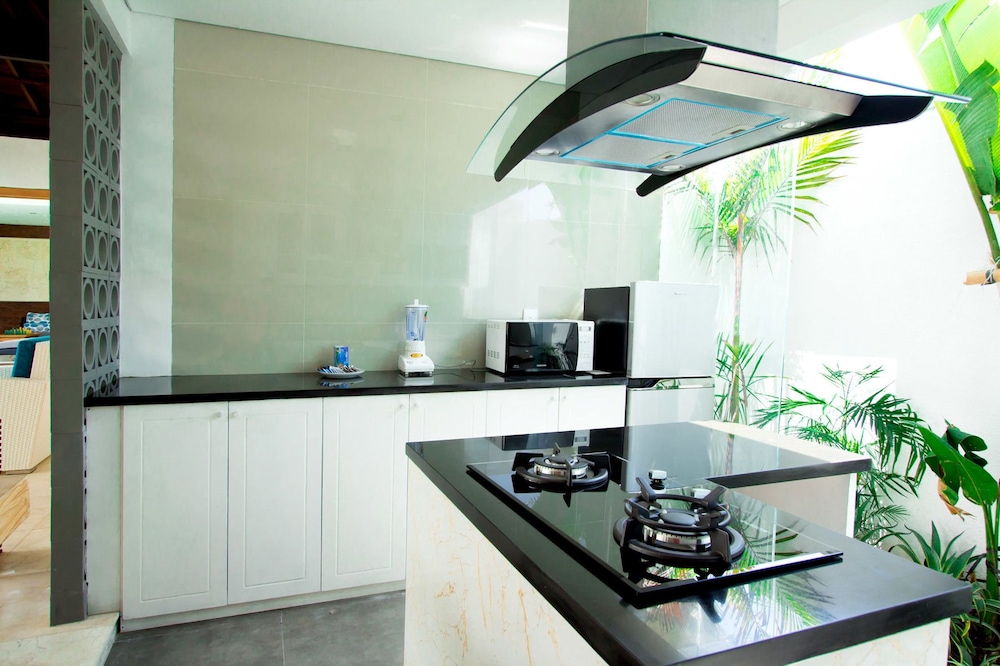 Apple Villa And Apartment 5/50