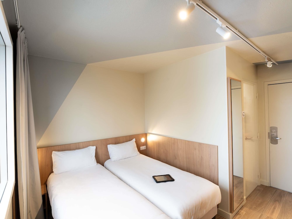 Ibis Budget Rennes Cesson 25/63