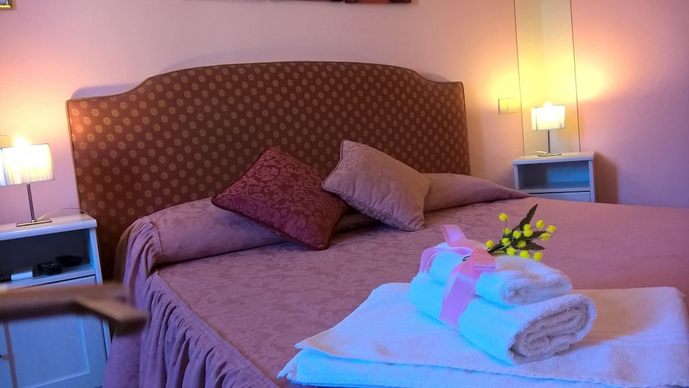 La Mimosa Bed And Breakfast 43/71