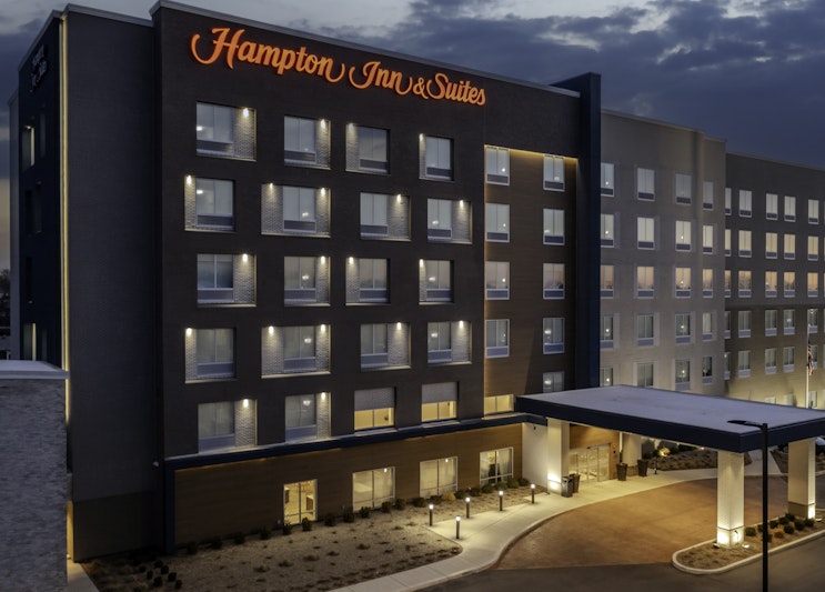 Hampton Inn and Suites Indianapolis West Speedway 2/19