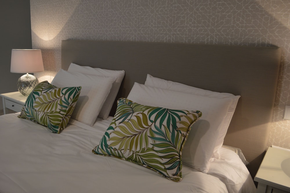 Cesca Boutique Hotel 12/30