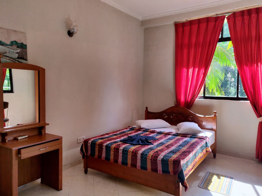 Kandy View Hotel 12/56