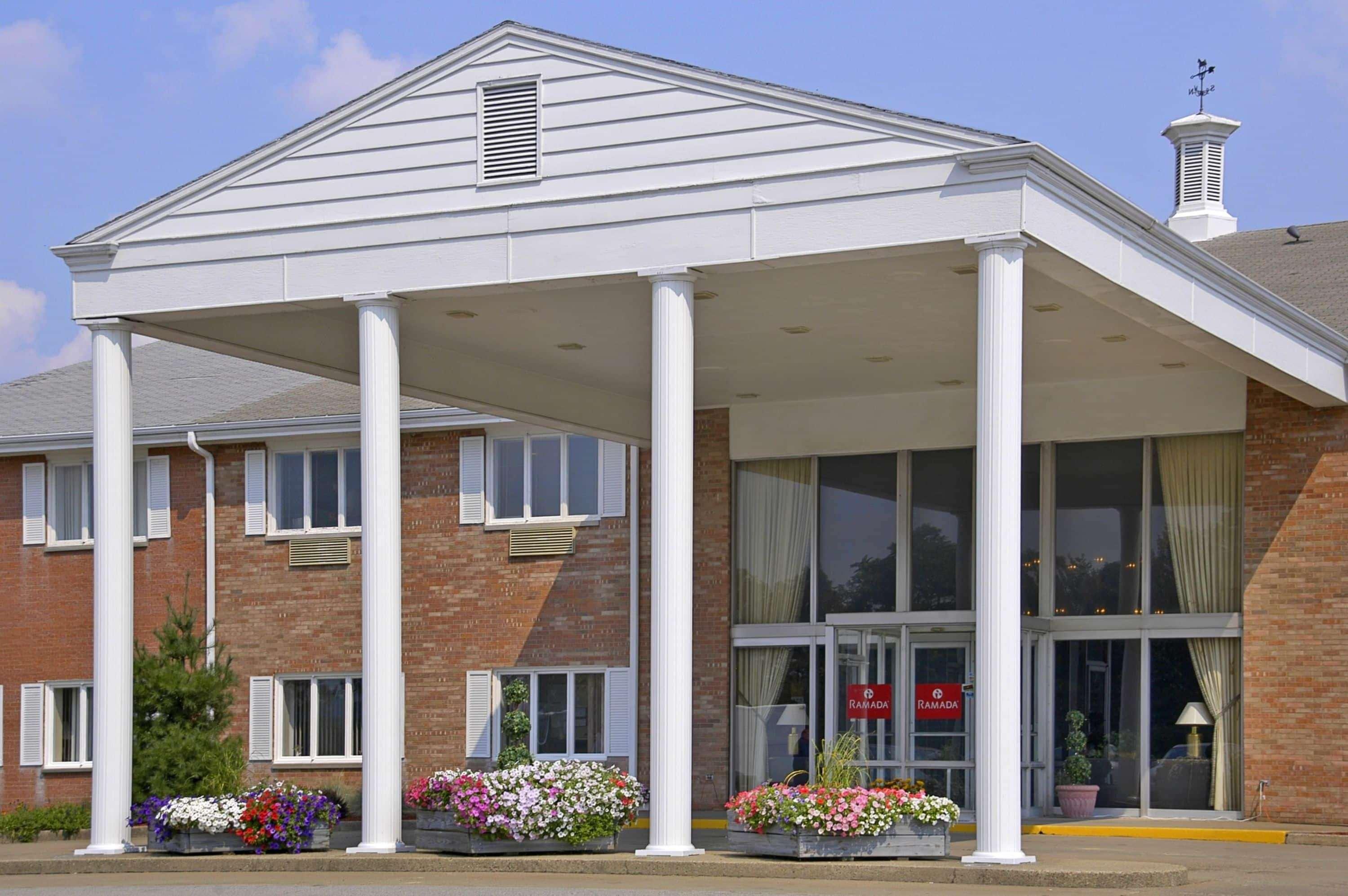 Ramada by Wyndham Washington image