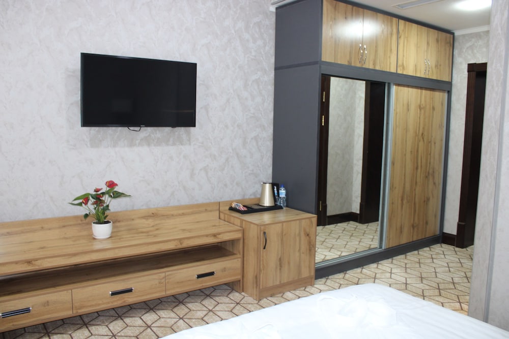 Grand Hotel Zarafshan 6/50