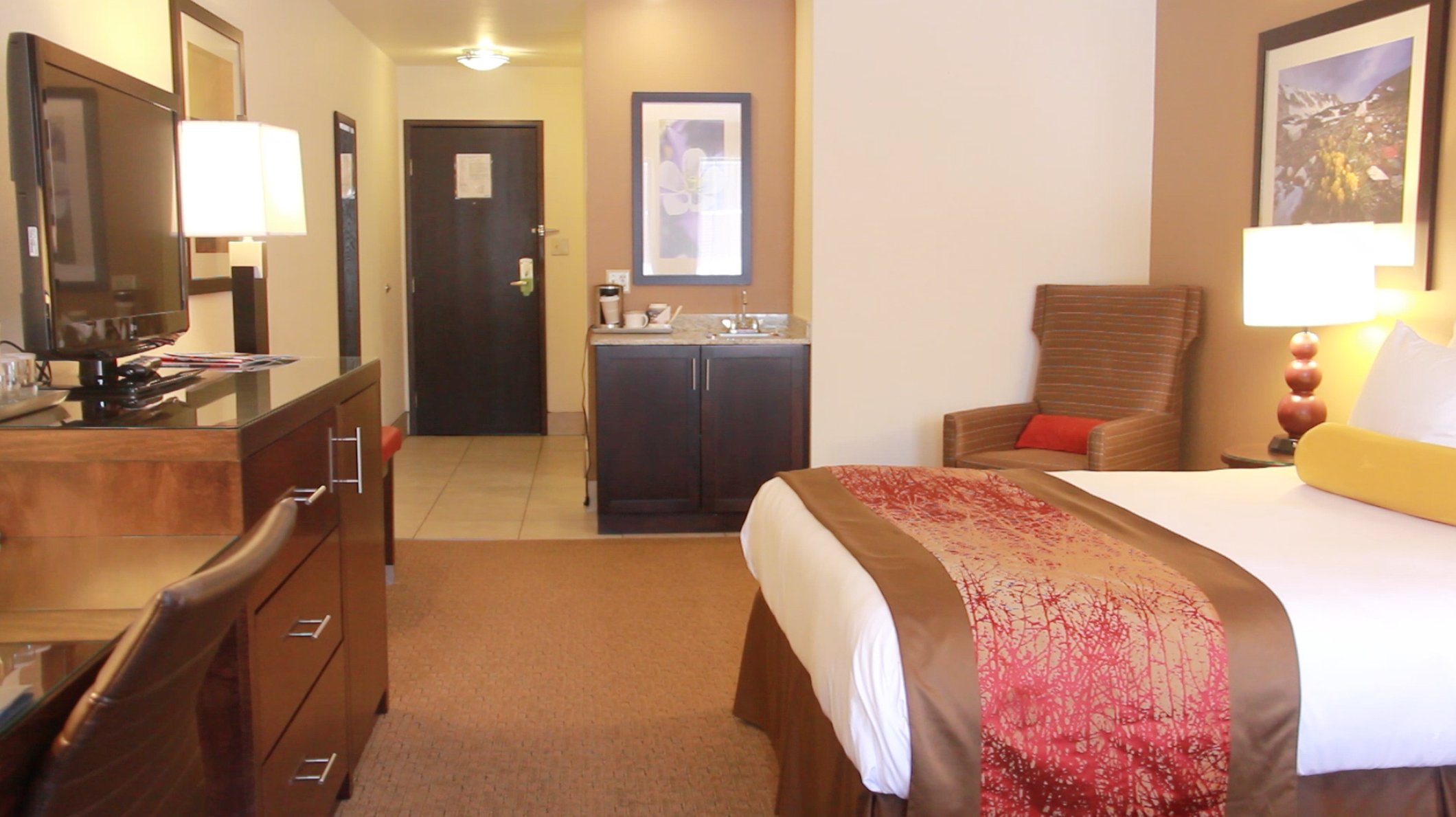 Radisson Hotel Colorado Springs Airport 6/42