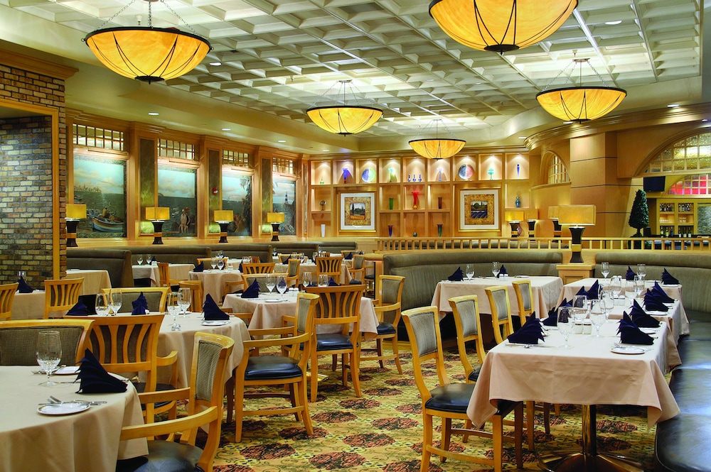 Gold Coast Hotel And Casino 30/58