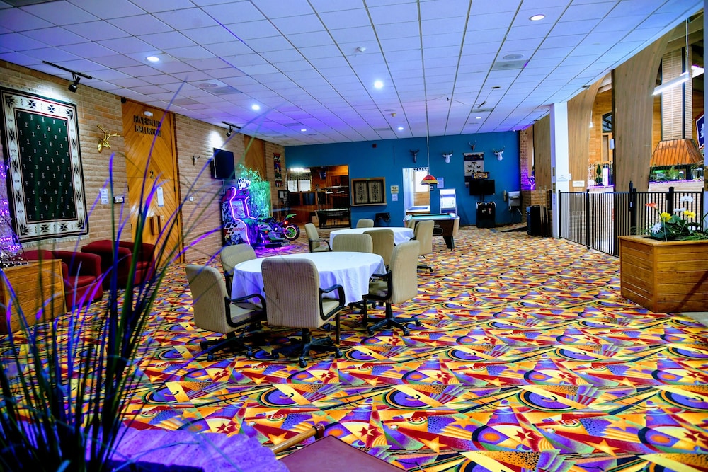 Douglas Inn Amp Conference Center 35/50