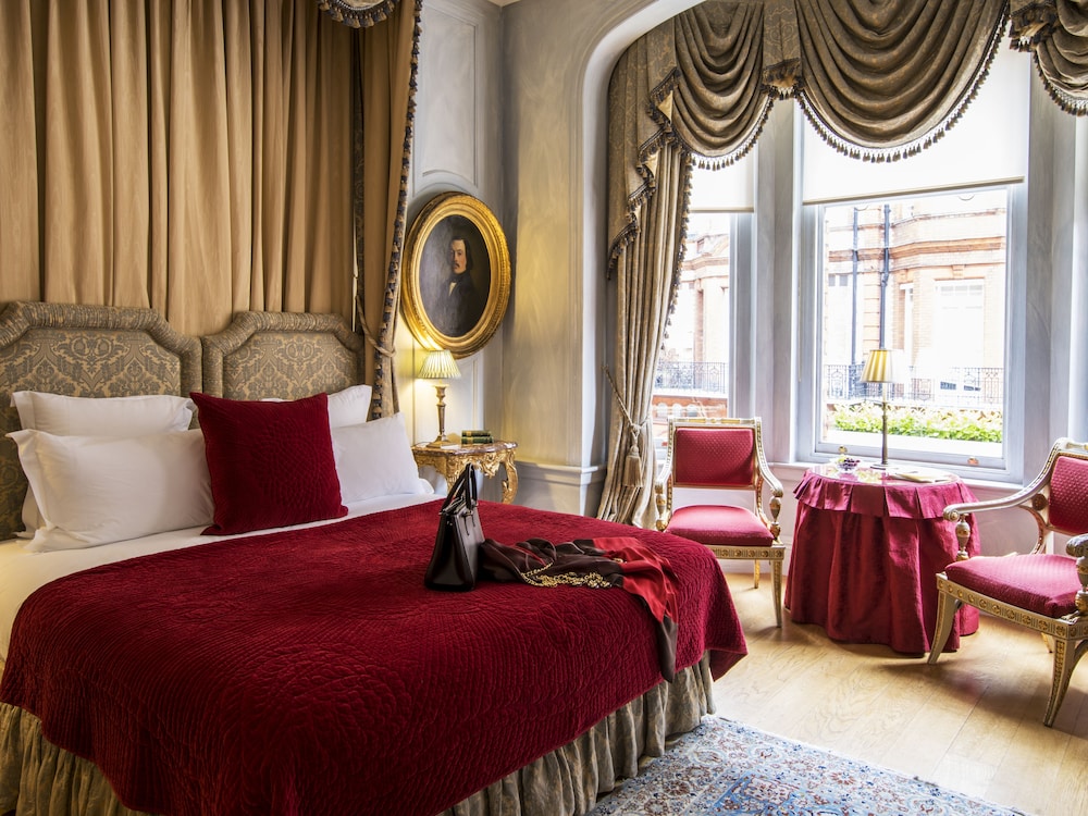 San Domenico House Hotel 46/56