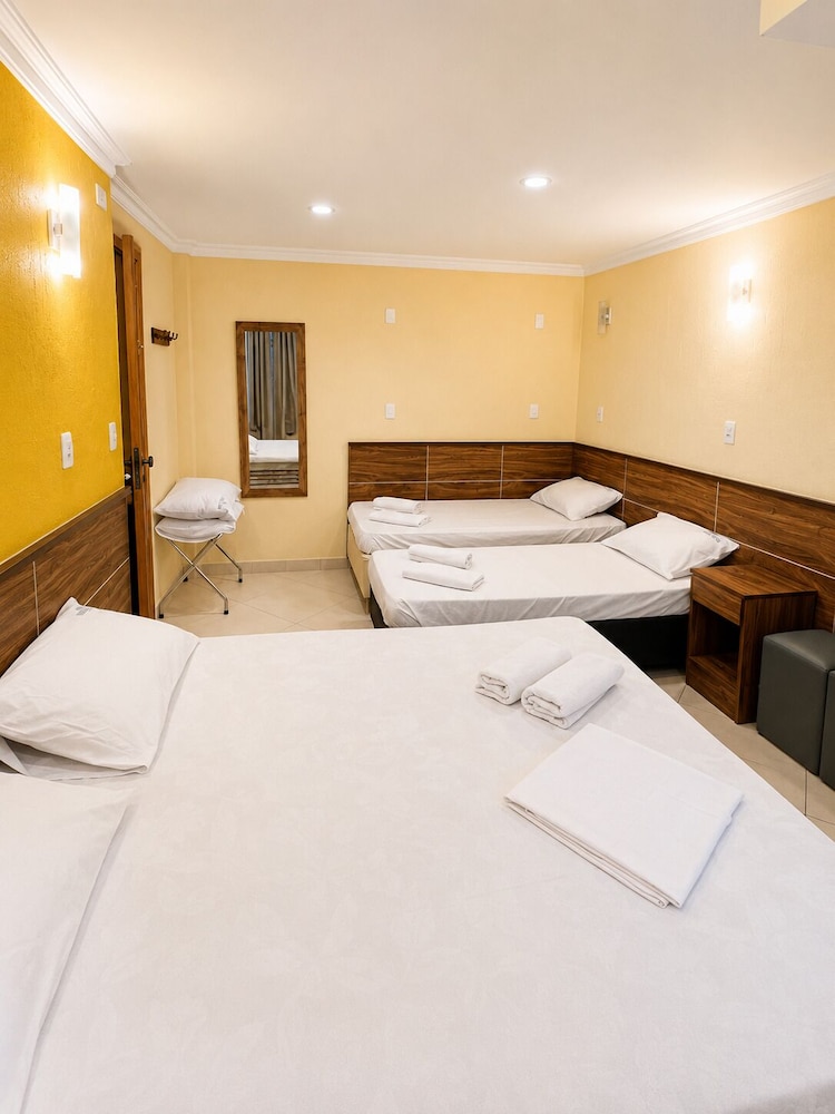 Villa Rica Hotel 40/63