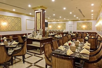 فندق جاردن بلازا(Garden Plaza Hotel Salmaniah) 23/35