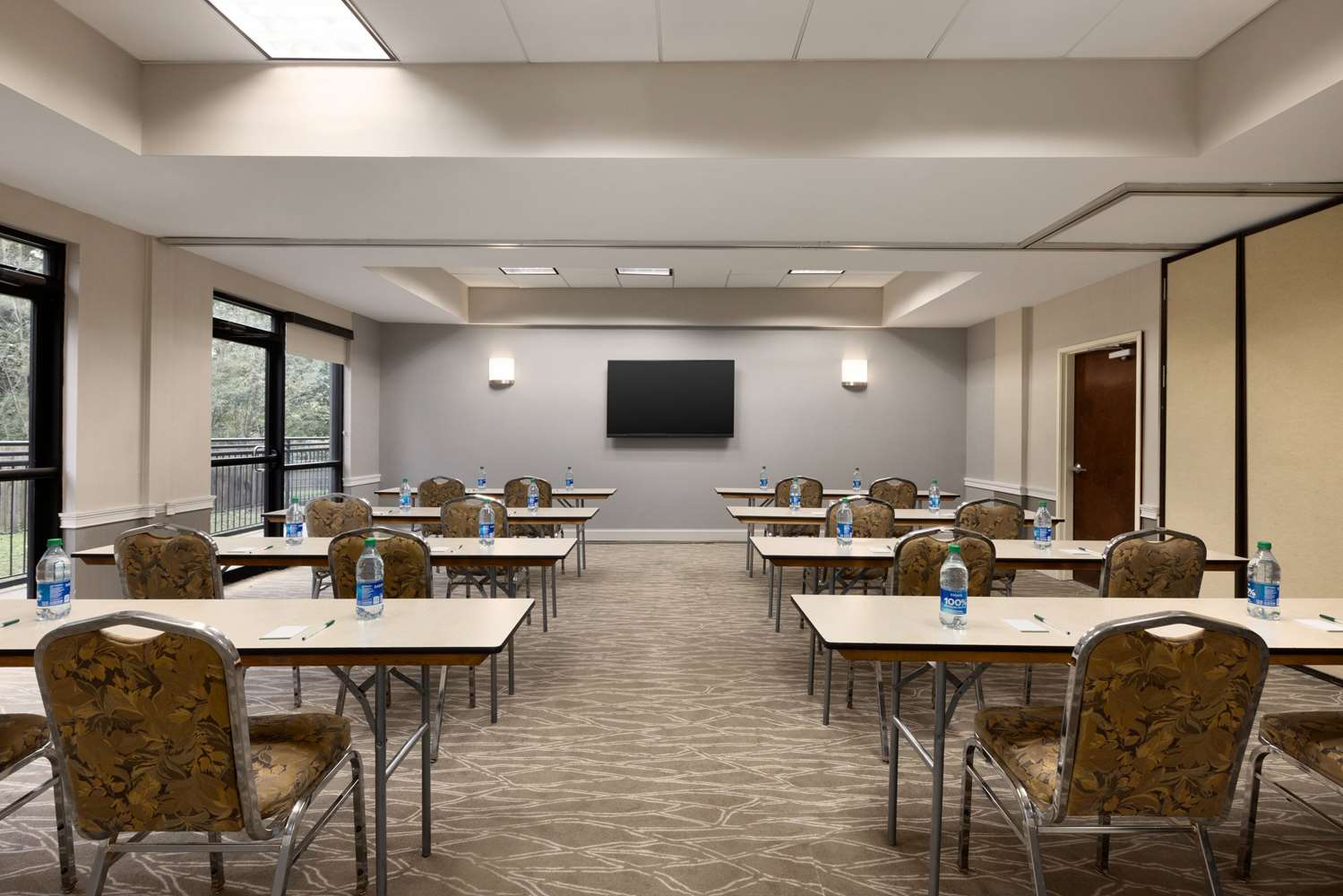 La Quinta Inn & Suites by Wyndham Newark - Elkton 10/14