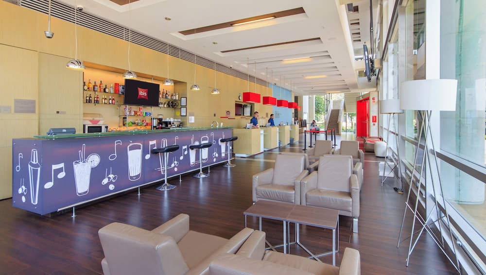 Ibis Medellin 11/67