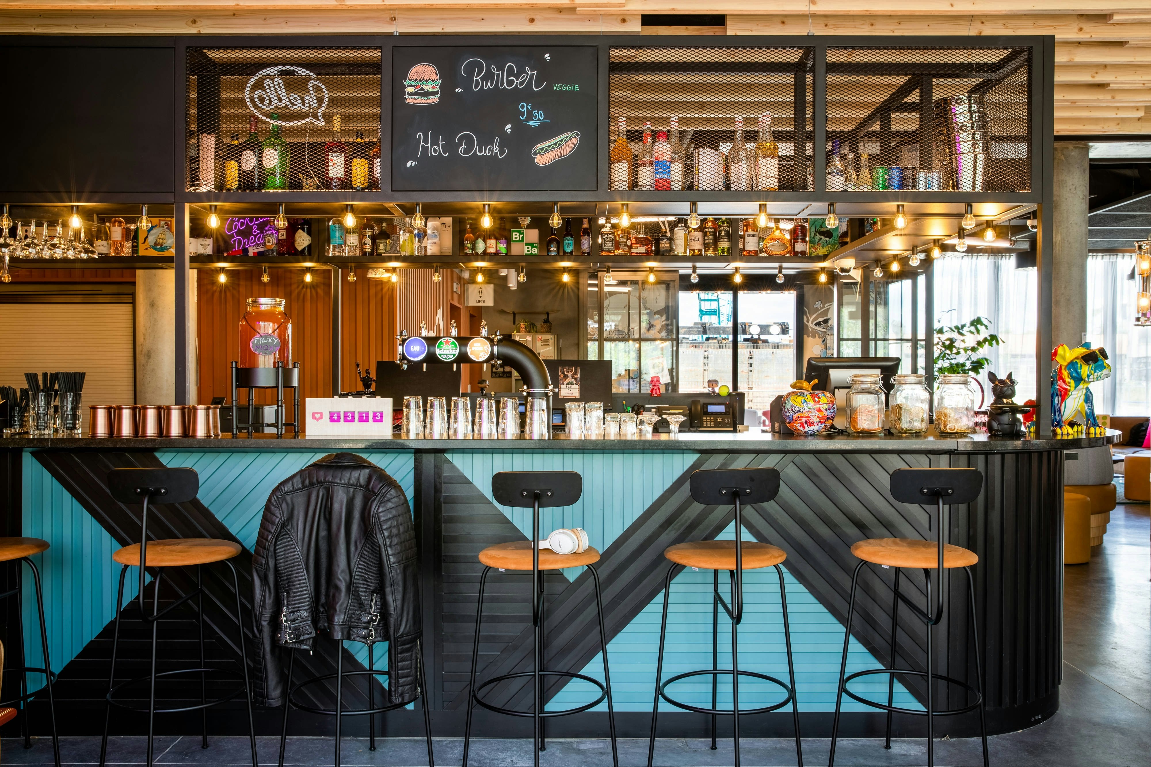 Moxy Bordeaux Hotel 10/17