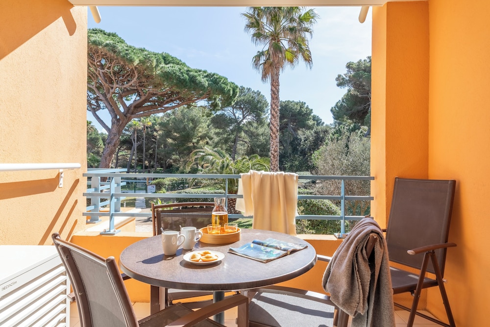 RESIDENCE PIERRE ET VACANCES LA PINEDE 34/50