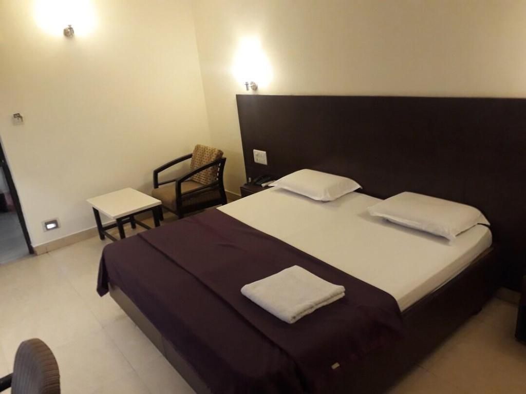 Hotel Aditya Palace 31/47