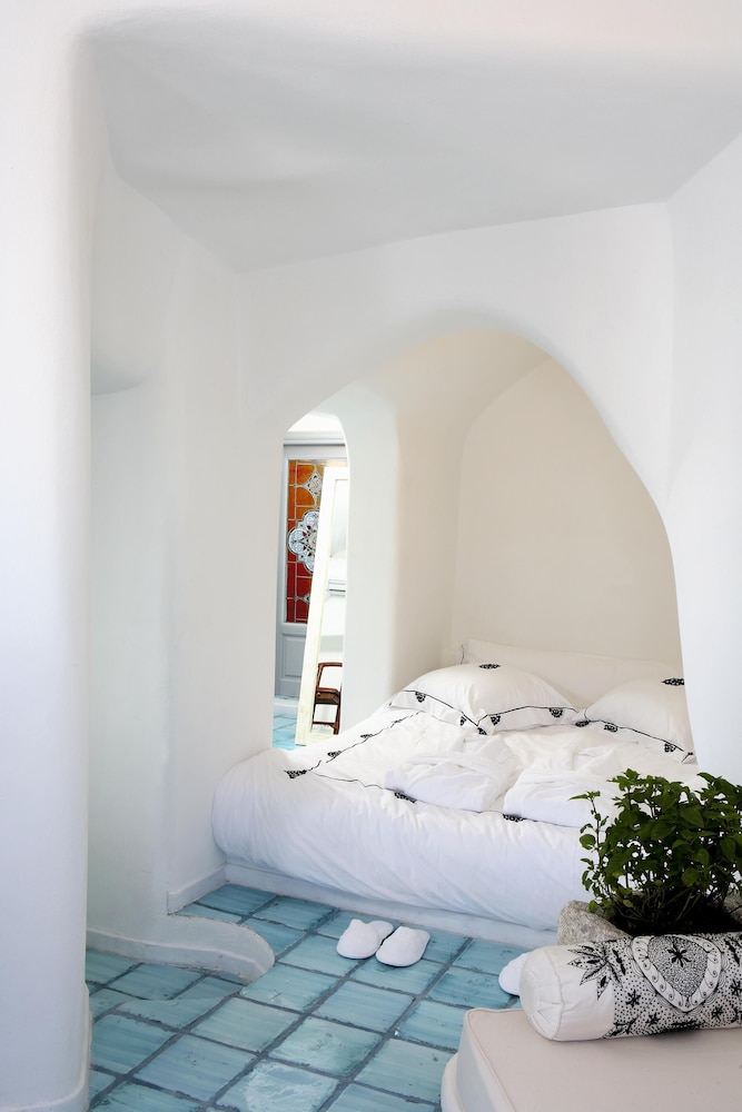 BLUE ANGEL VILLA 6/32
