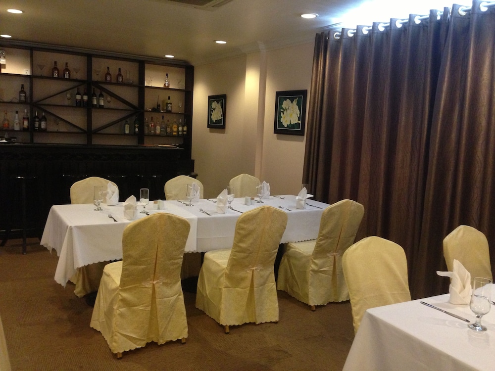 Rain Rock Hotel 39/46