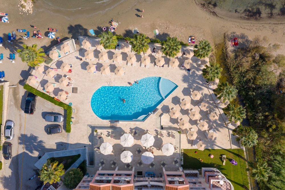 Xenos Kamara Beach 62/70