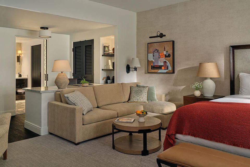 Shangri La, 2 Double Beds
