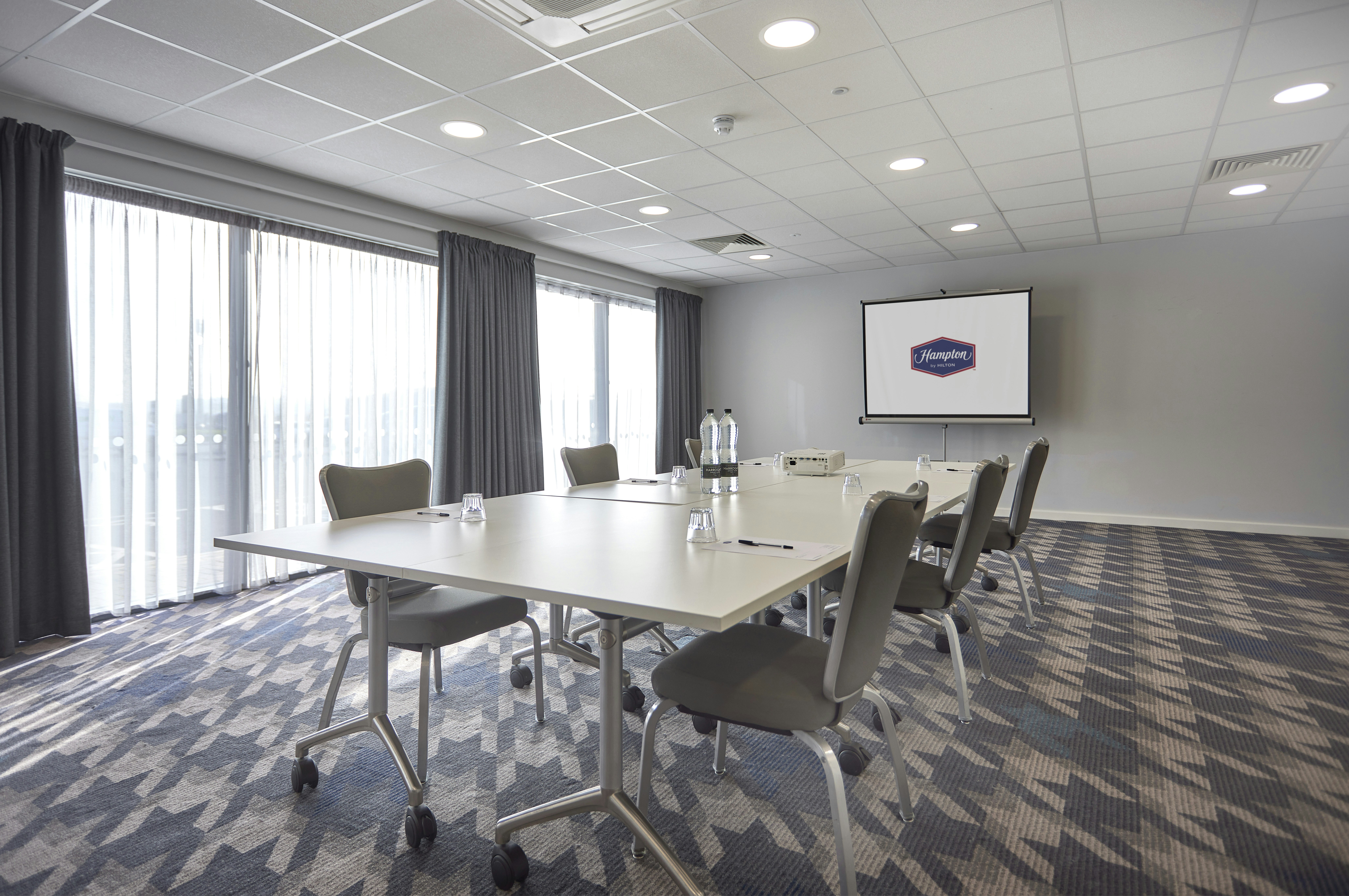 Hampton By Hilton Humberside Airport 31/38