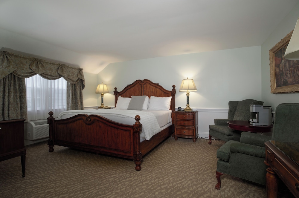 Danl Webster Inn Spa 28/63