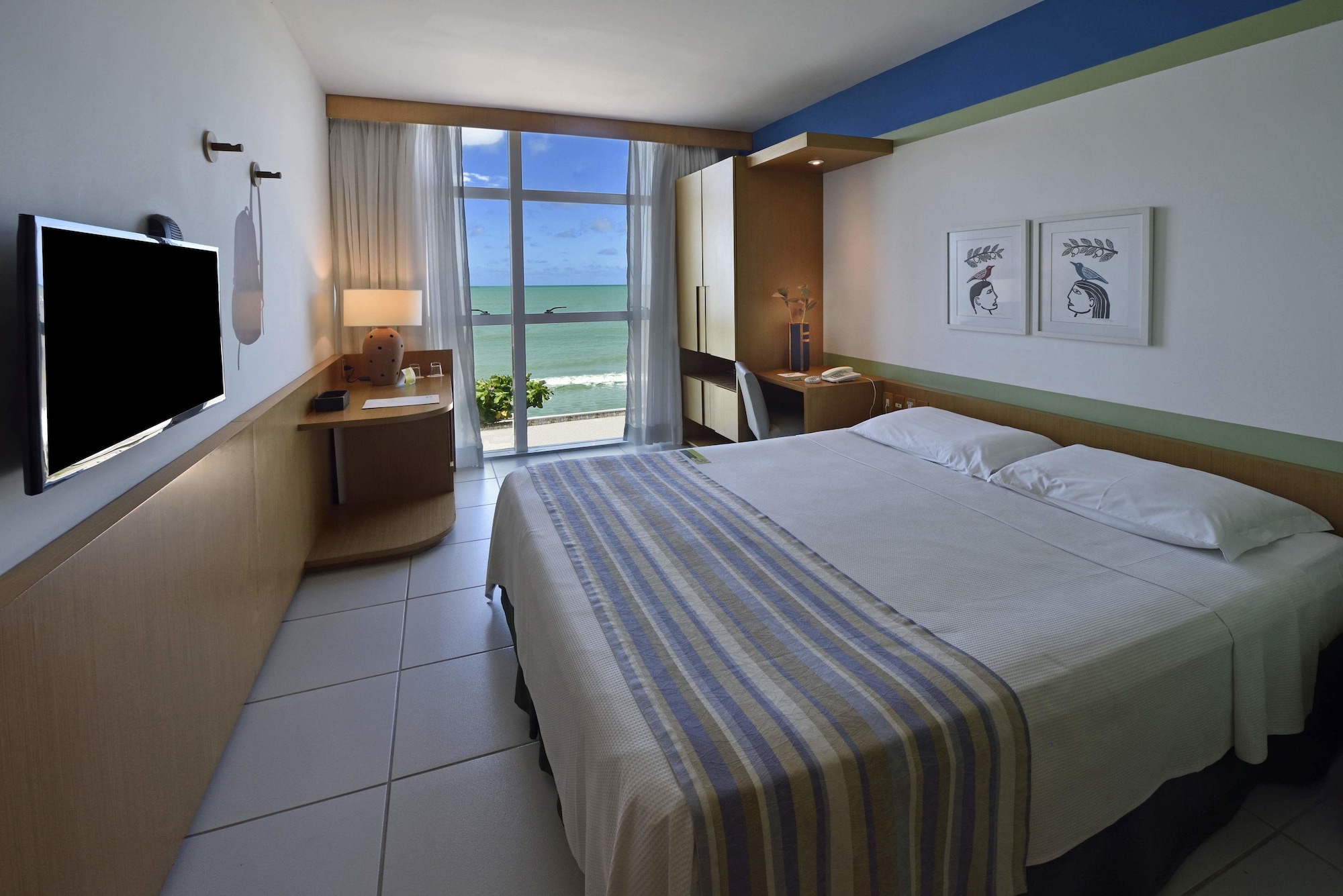 ROOM 1, STANDARD