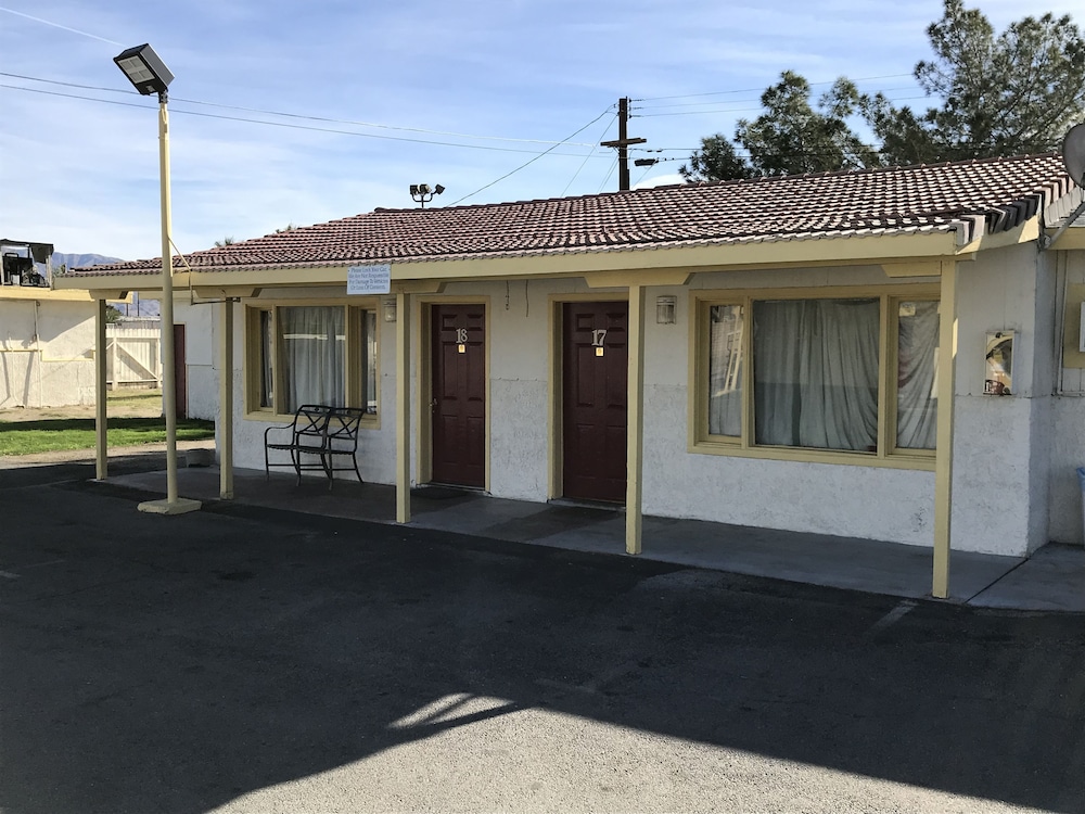 Ruta Motel 3/54