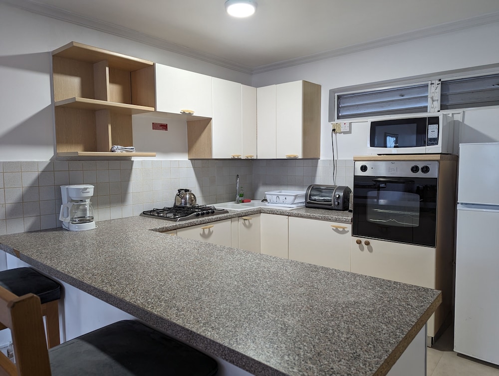 Pirate’s Inn Apartment Hotel 47/59