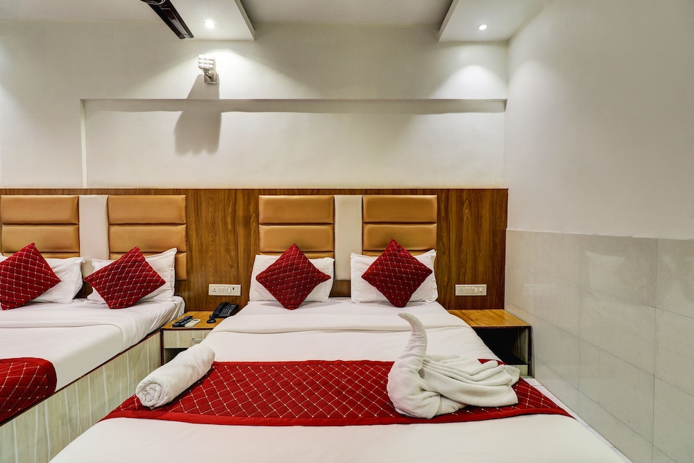 Hotel Kurla Residency 9/32