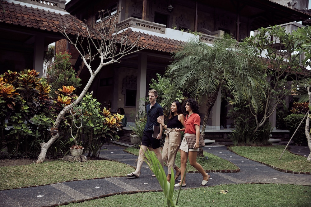Outpost Ubud Coliving Suites (ex. Kertiyasa Bungalow) 35/45