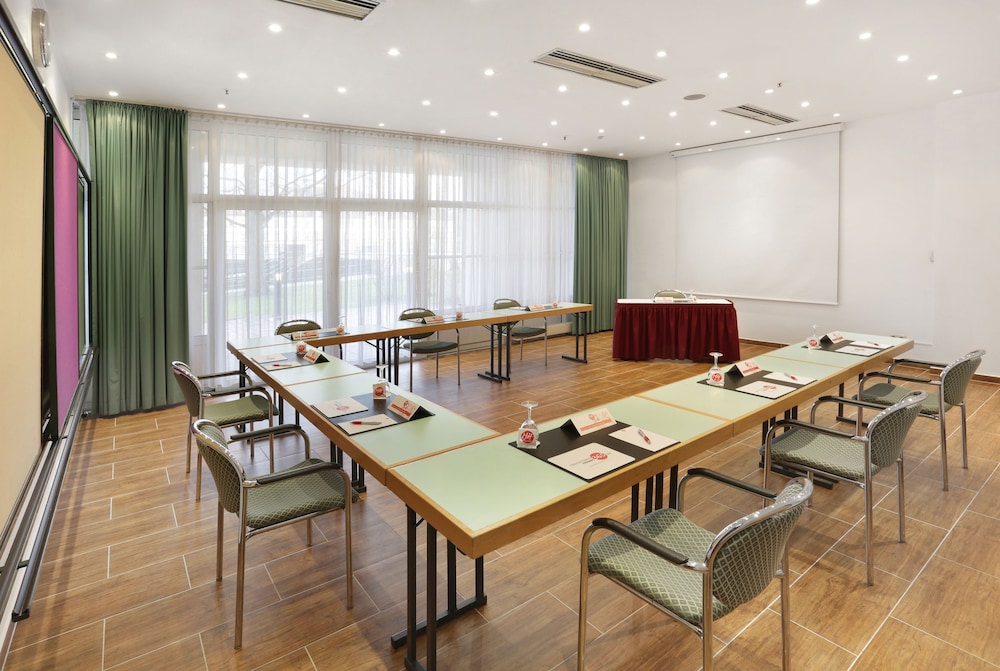 Roomingtons Hotel Kaiserhof 40/49