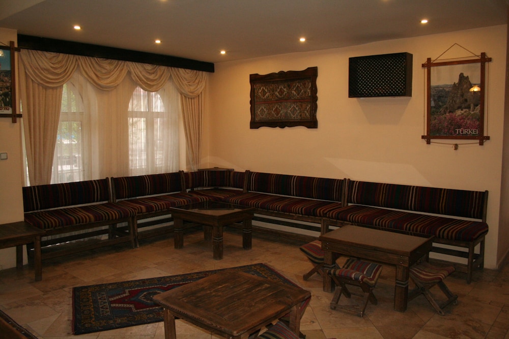 Sena Hotels 36/63