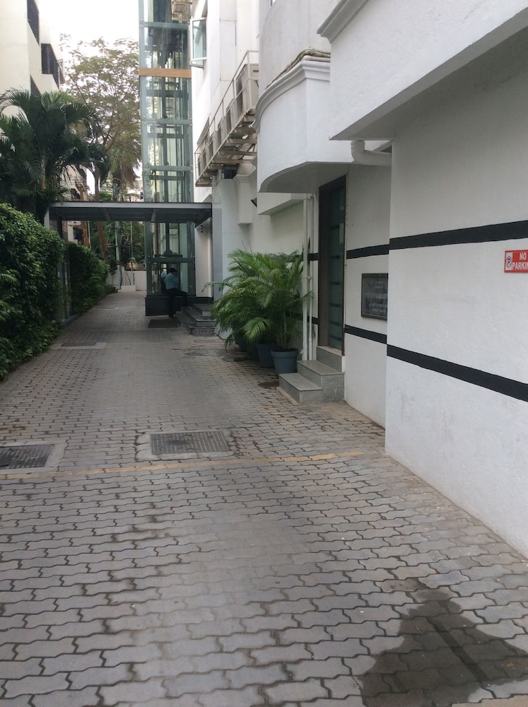 The Lotus Serviced Apartment Venkatraman Street 31/34