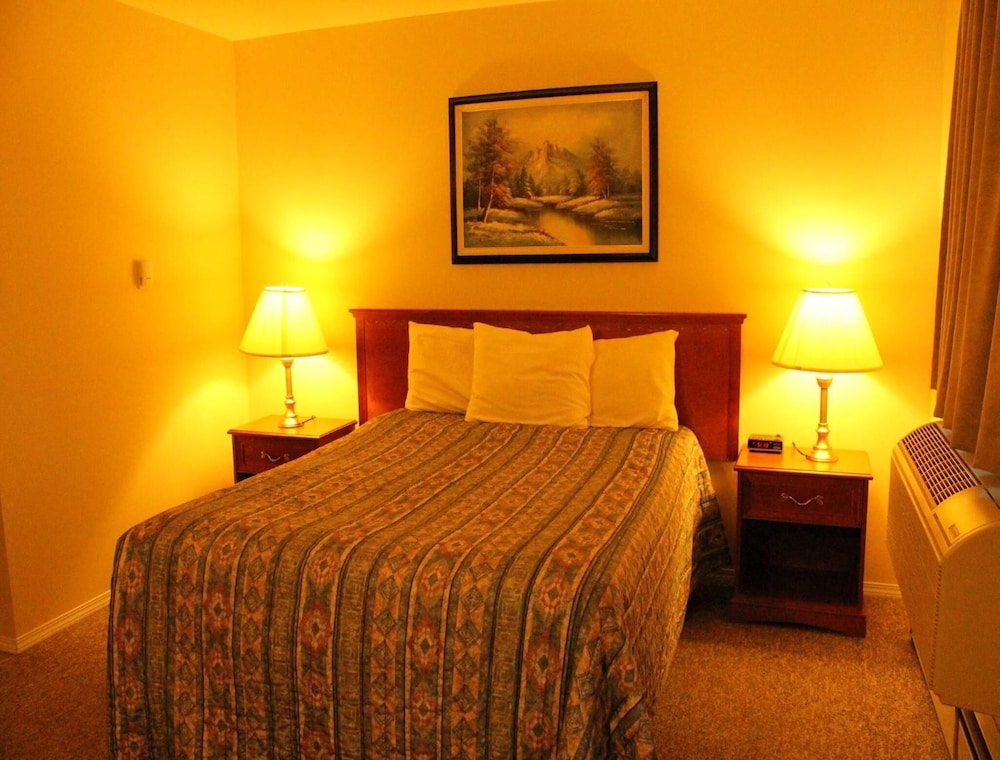 Tel Star Motel 32/50