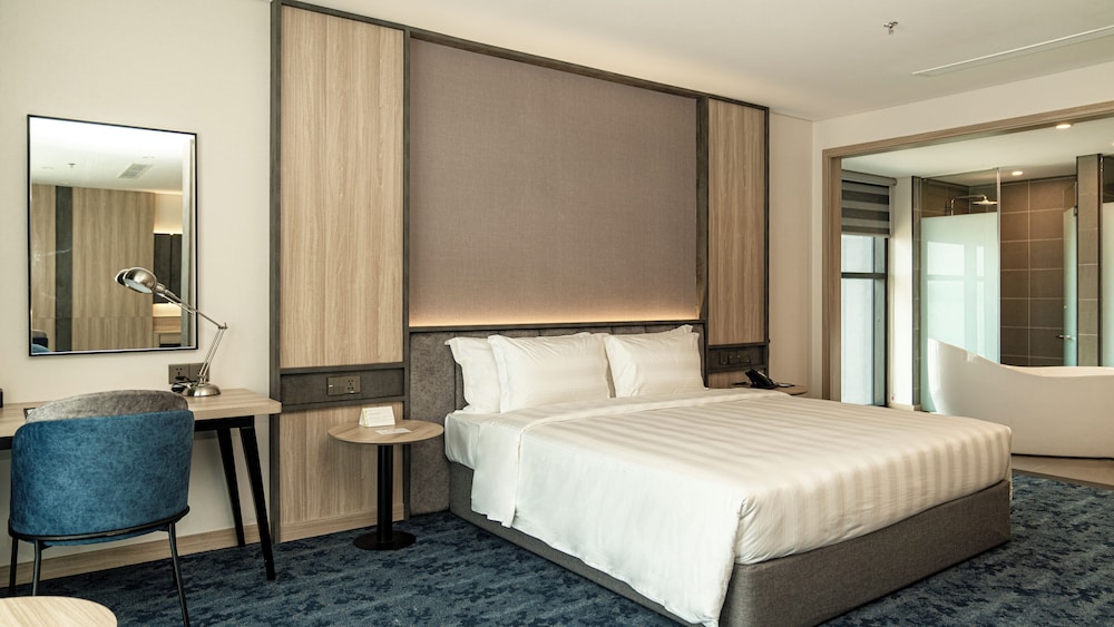 Wyndham Garden Legend Halong 22/50