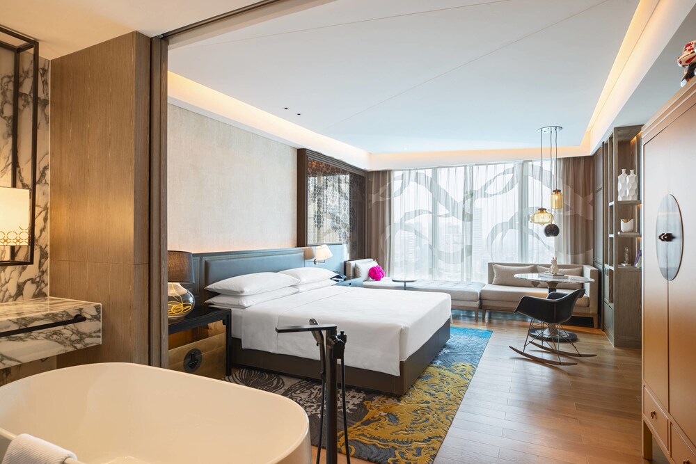 Renaissance Hangzhou Northeast Hotel 13/46