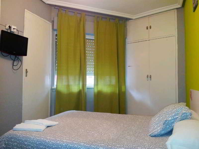 Hostal Lucia by gaiarooms 10/37