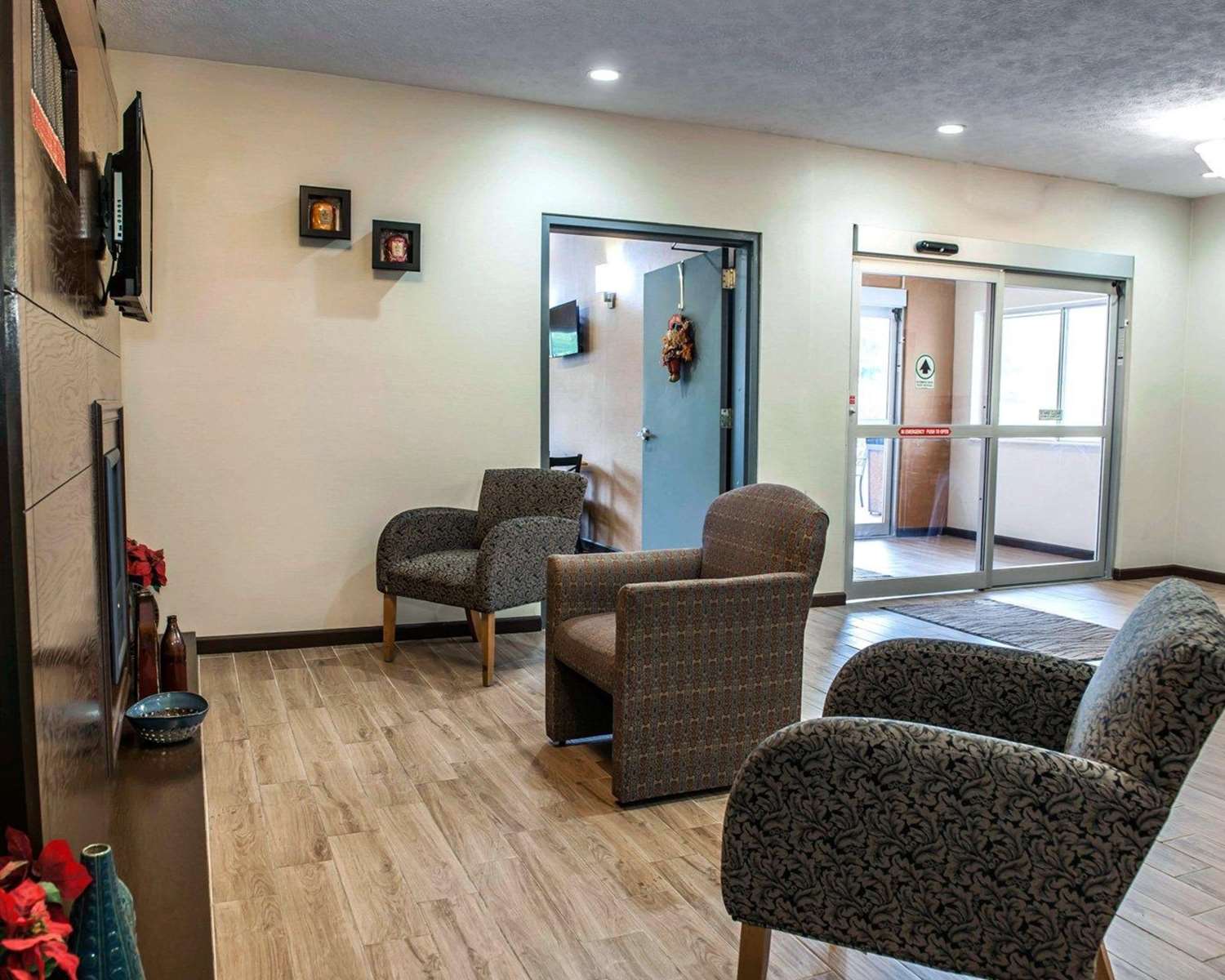 Baymont by Wyndham Richmond I-70 30/41