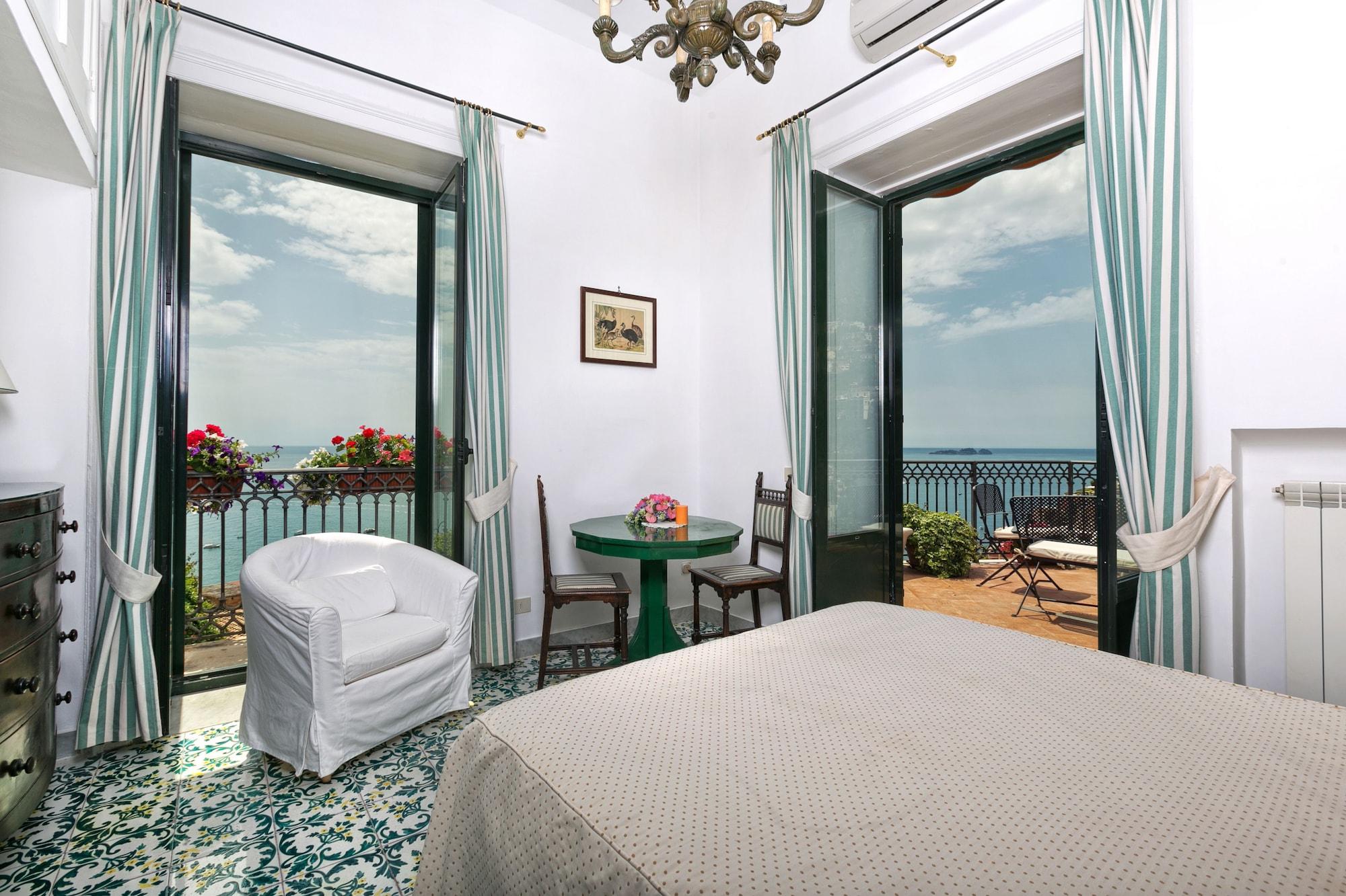 3 Bedrooms, Premier, Apartment