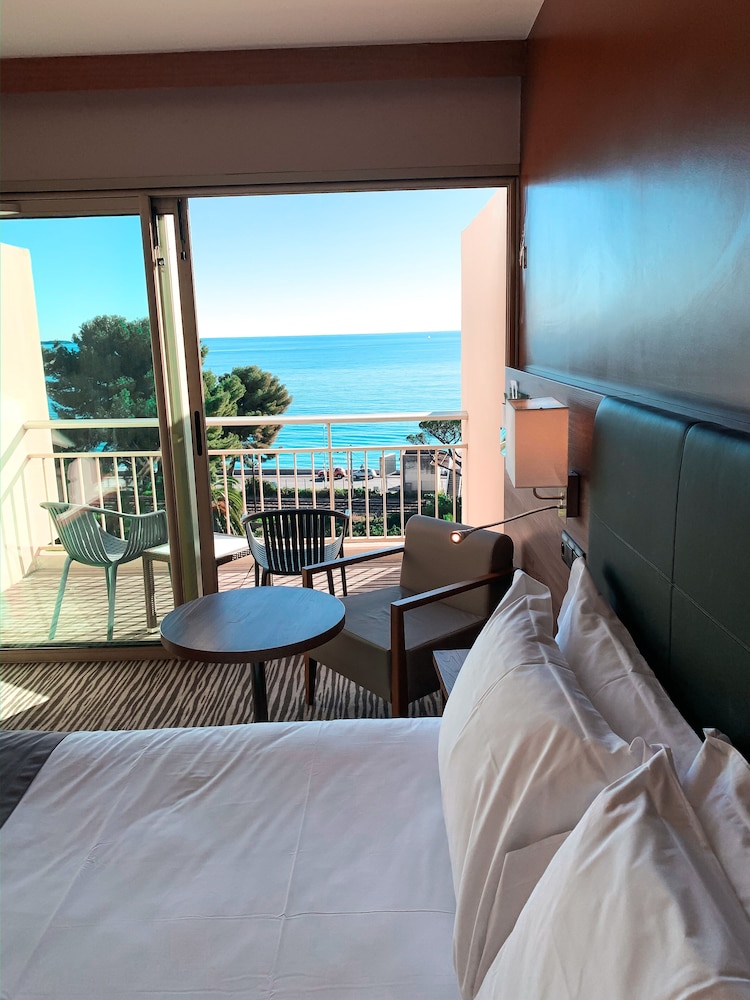 Luxotel Cannes 44/75