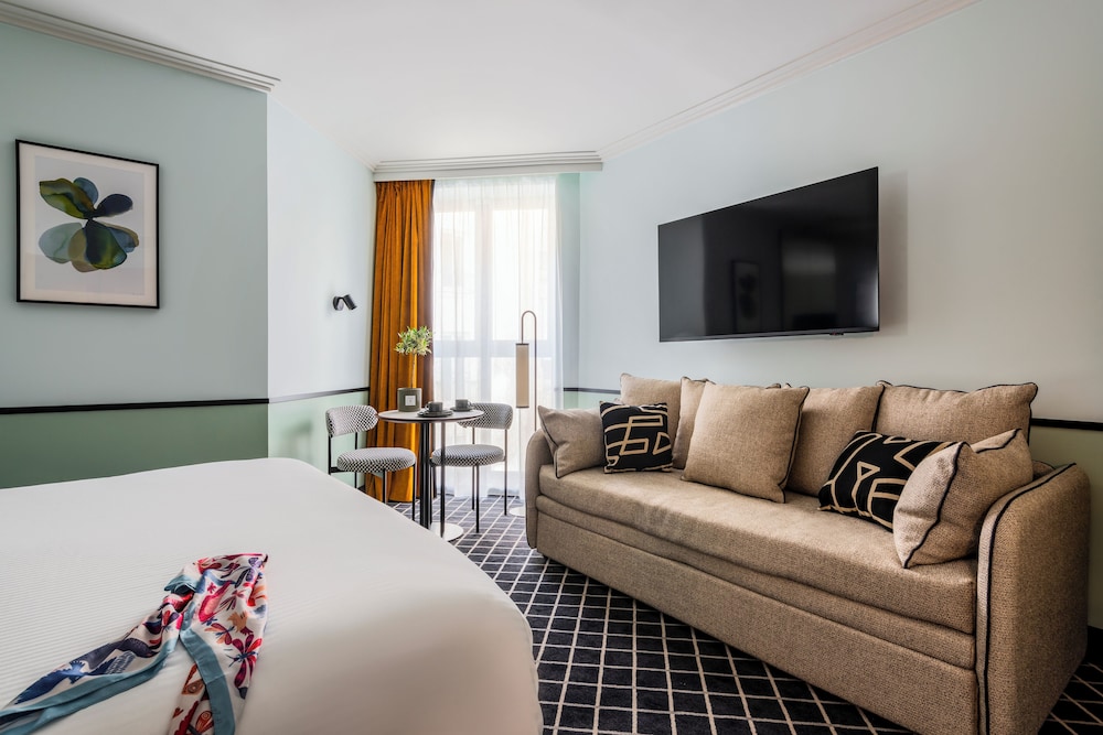 Hotel Faubourg Galant Paris, Handwritten Collection 51/69