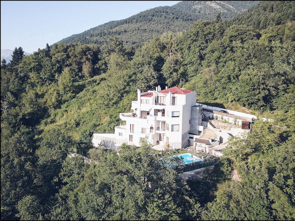 Forest Suites Boutique Hotel 64/79