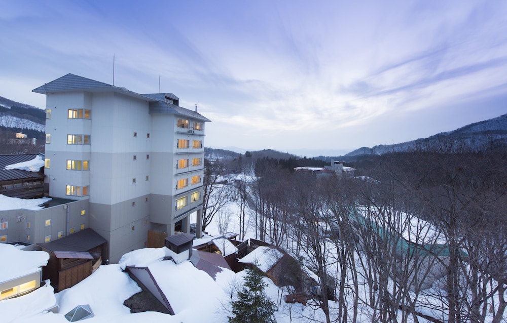 Hotel Lucent Takamiya 3/43