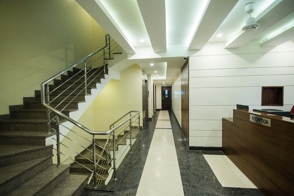 LN Hotels and Resorts 38/48