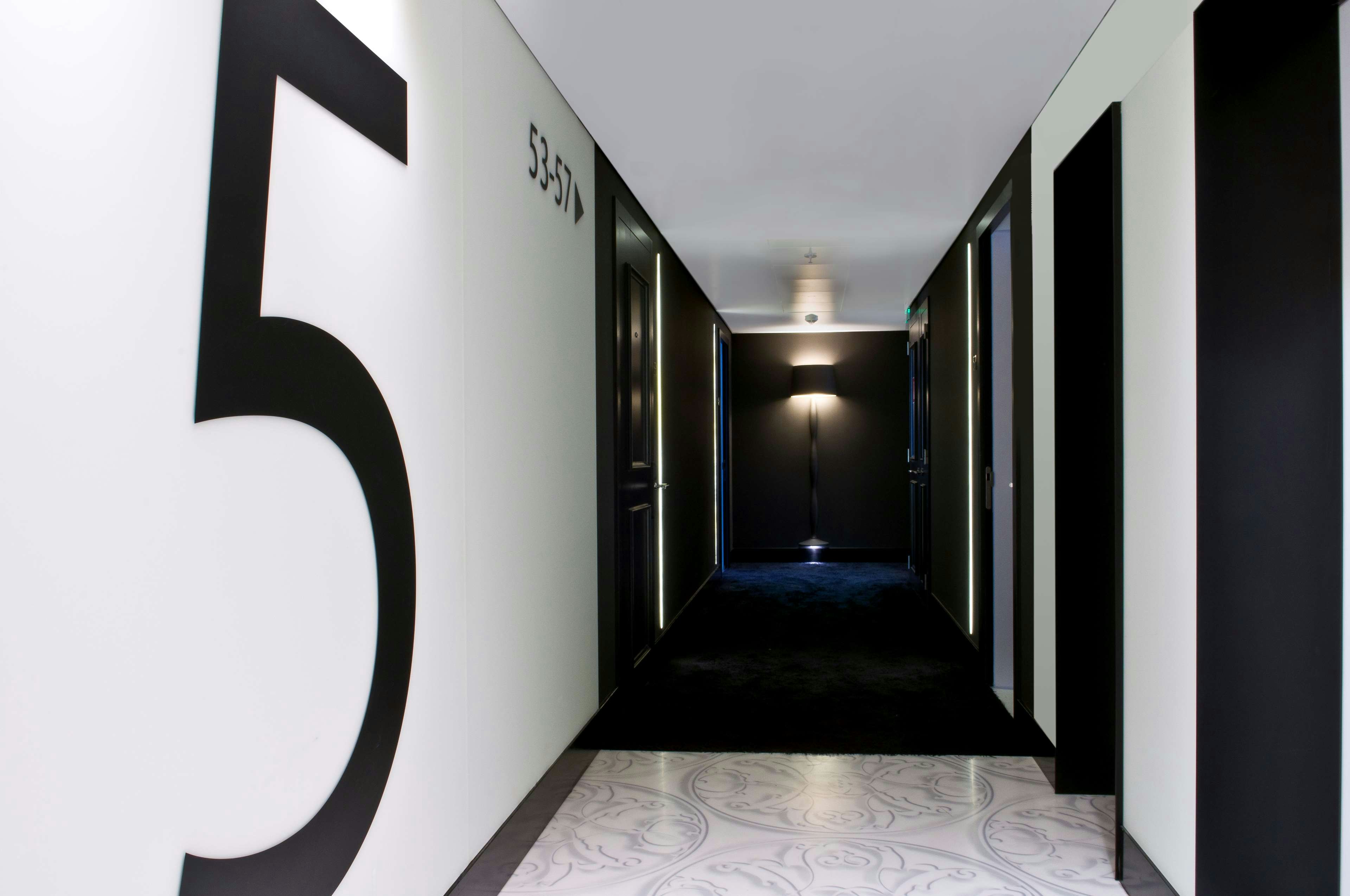 Lobby at B-Aparthotel Regent, BRUSSELS