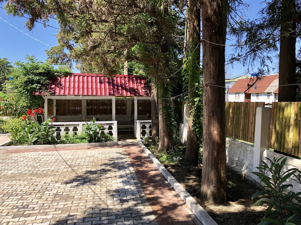 Ritsa Resort 62/70