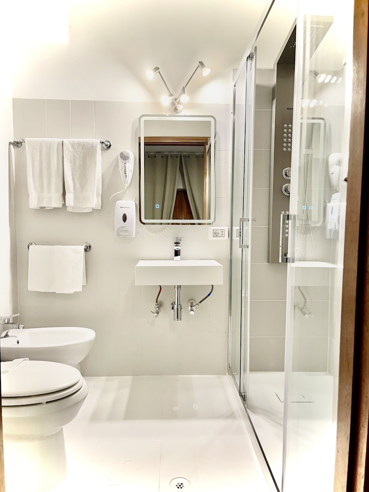Hotel Sant Ercolano 47/50